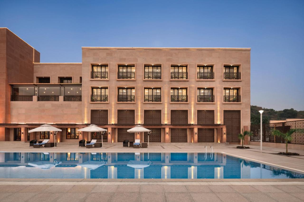 Ramada Encore By Wyndham Statue Of Unity Kevadia Exterior foto